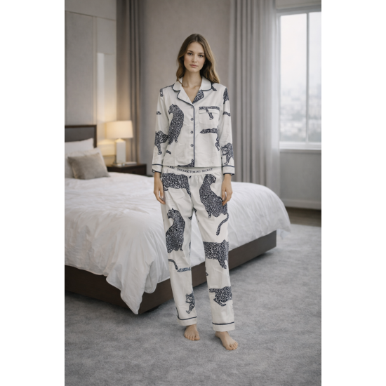 Desenli Beyaz Saten Pijama Takımı