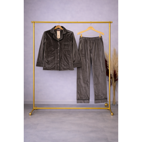 Gri Çizgili Kadife Pijama Takımı